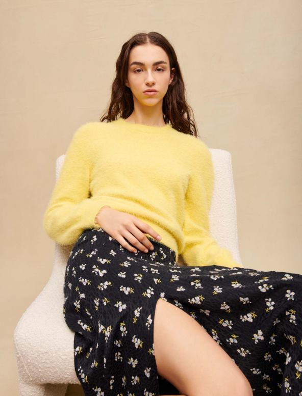 Maje suéter mullido con cuello redondo ropa amarillo mujer 2J08B354